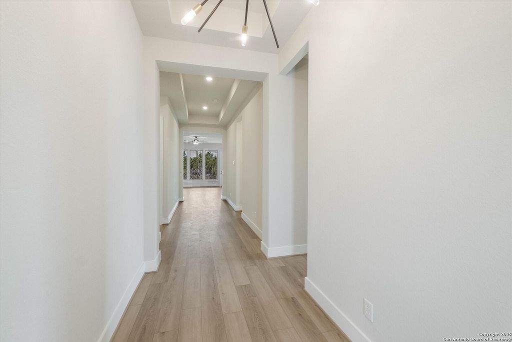 Photo of 421 Fandango, Boerne, TX 78006 (MLS # 1899256)