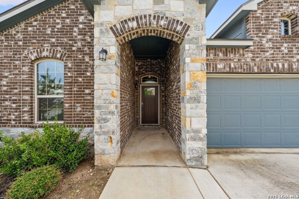 Photo of 148 Sambar Main, Cibolo, TX 78108 (MLS # 1992385)