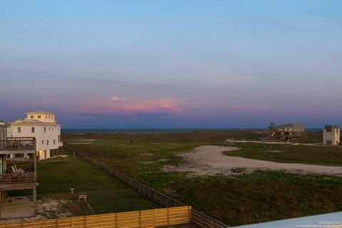 A home in Port Aransas