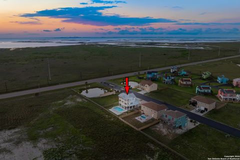 A home in Port Aransas