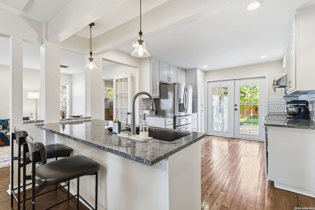Photo of 124 Bryn Mawr, San Antonio, TX 78209 (MLS # 1955672)