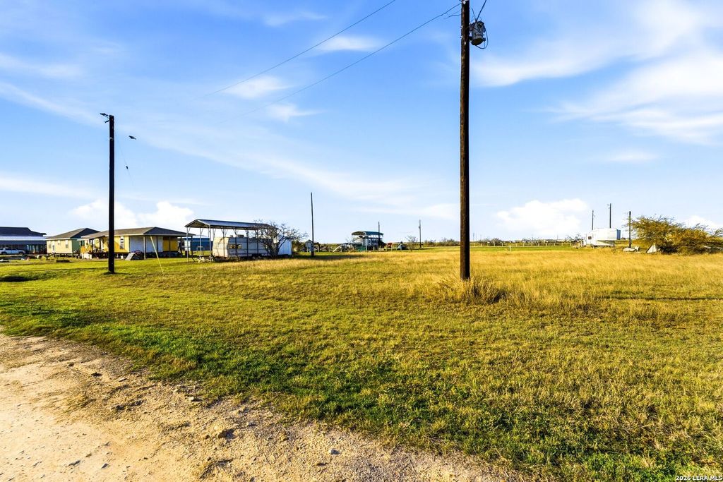 Photo of 53 Kingfish Lane, Palacios, TX 77465 (MLS # 1944584)