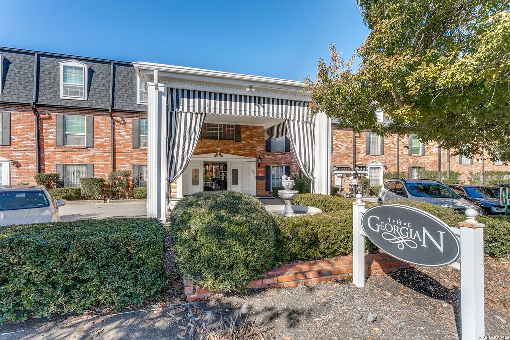 Photo of 8401 N New Braunfels 207 #207, San Antonio, TX 78209 (MLS # 1939929)