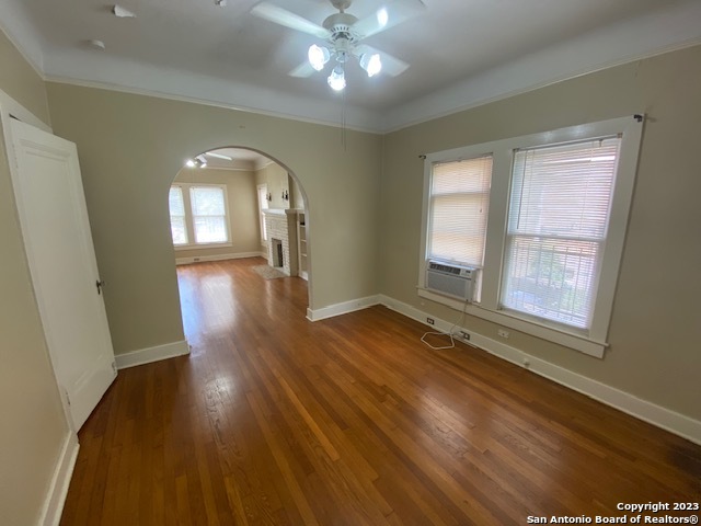 245 E LULLWOOD AVE FRONT