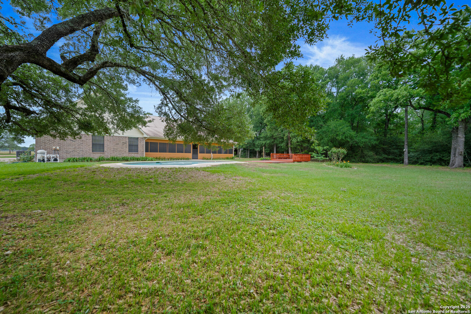 182 grassy creek