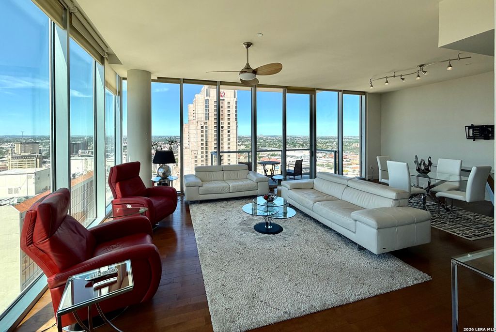 Photo of 610 E Market 2602 #2602, San Antonio, TX 78205 (MLS # 1957595)