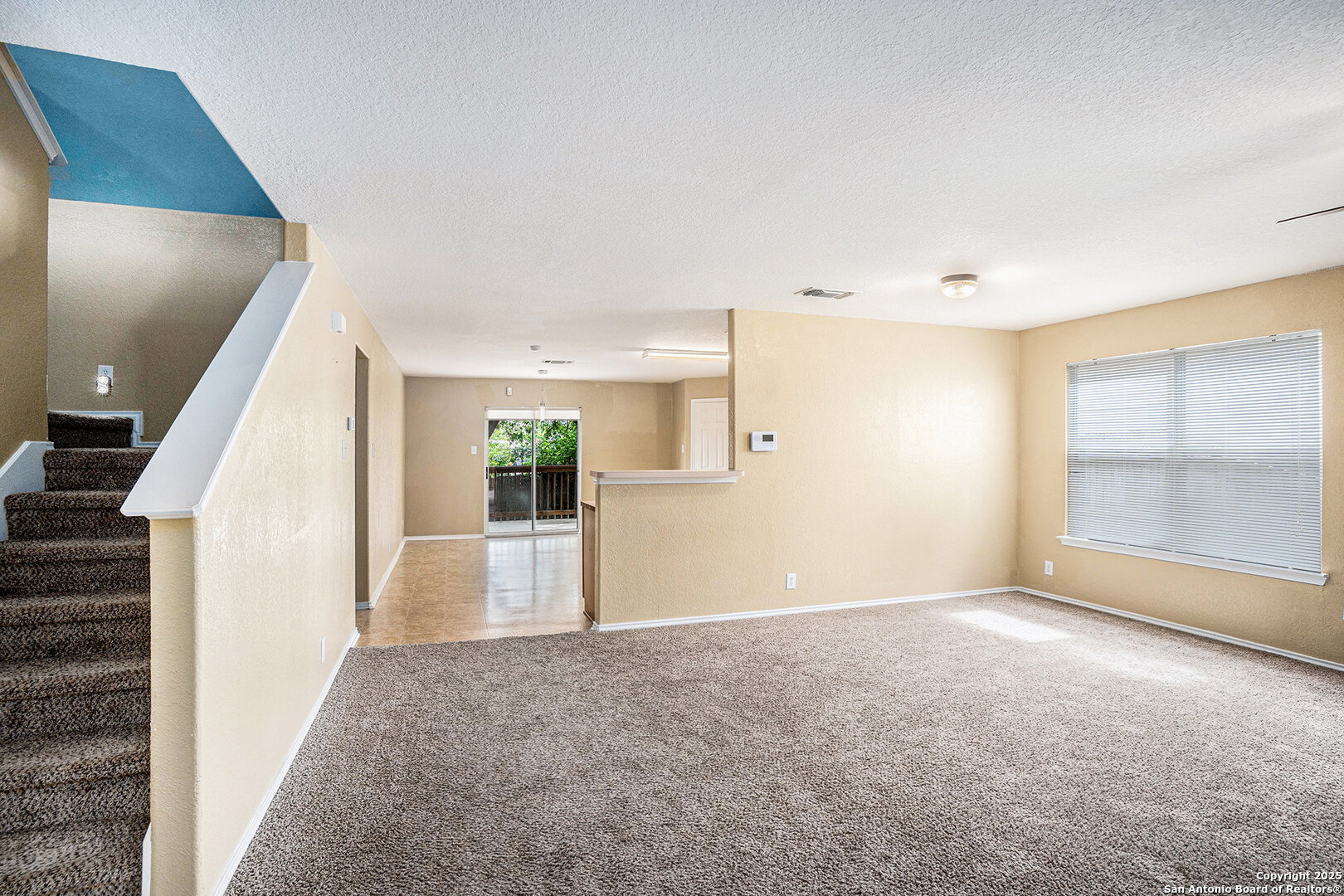 10131 Cedarcliff
