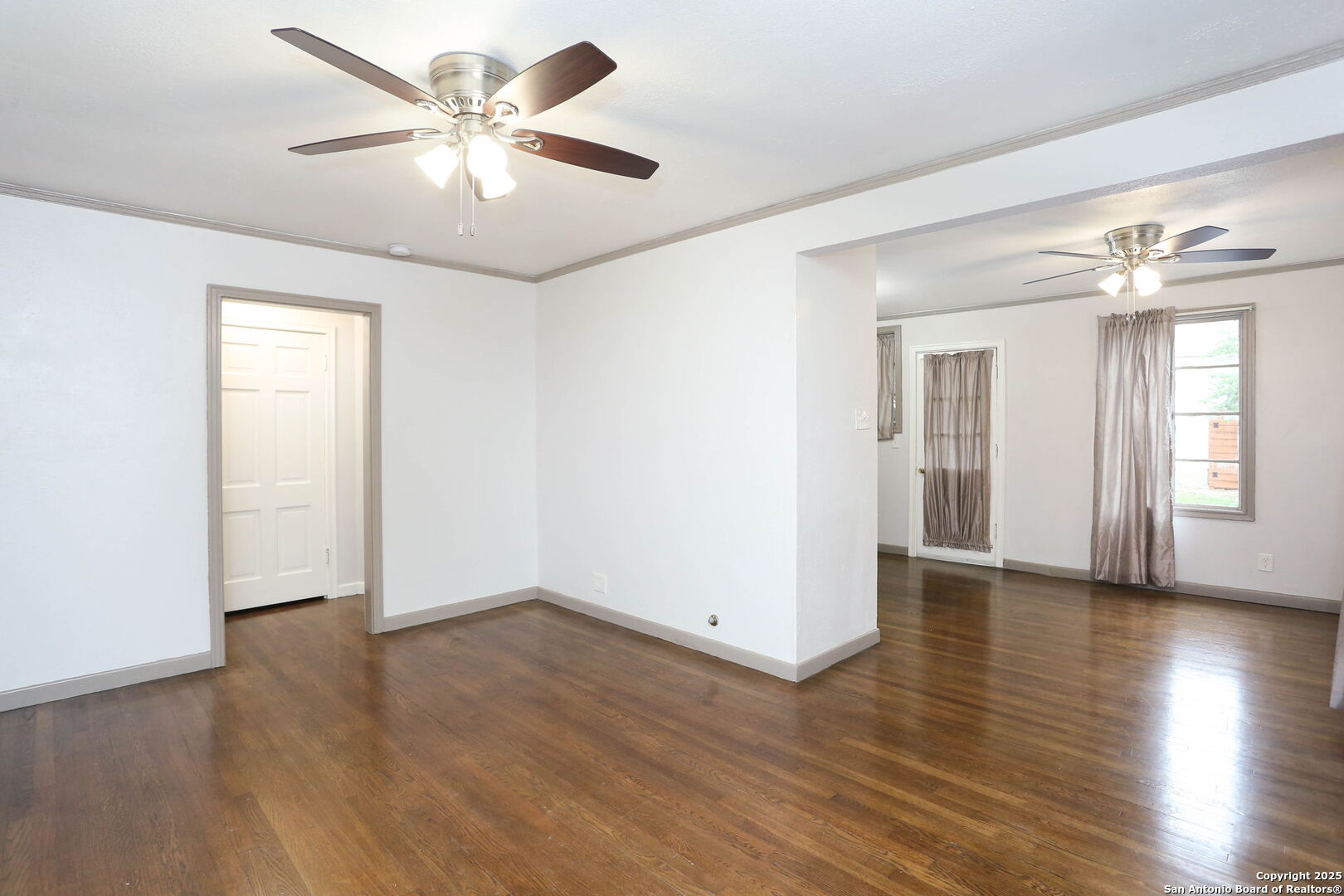 309 E Melrose