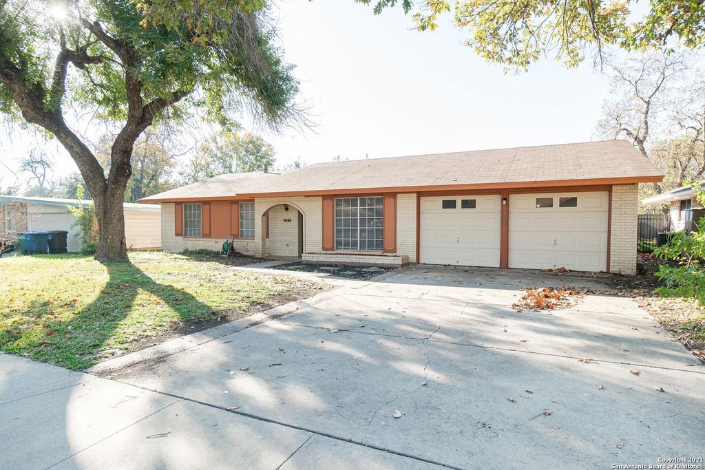 Photo of 5836 SLOAN DR, San Antonio, TX 78228 (MLS # 1937529)