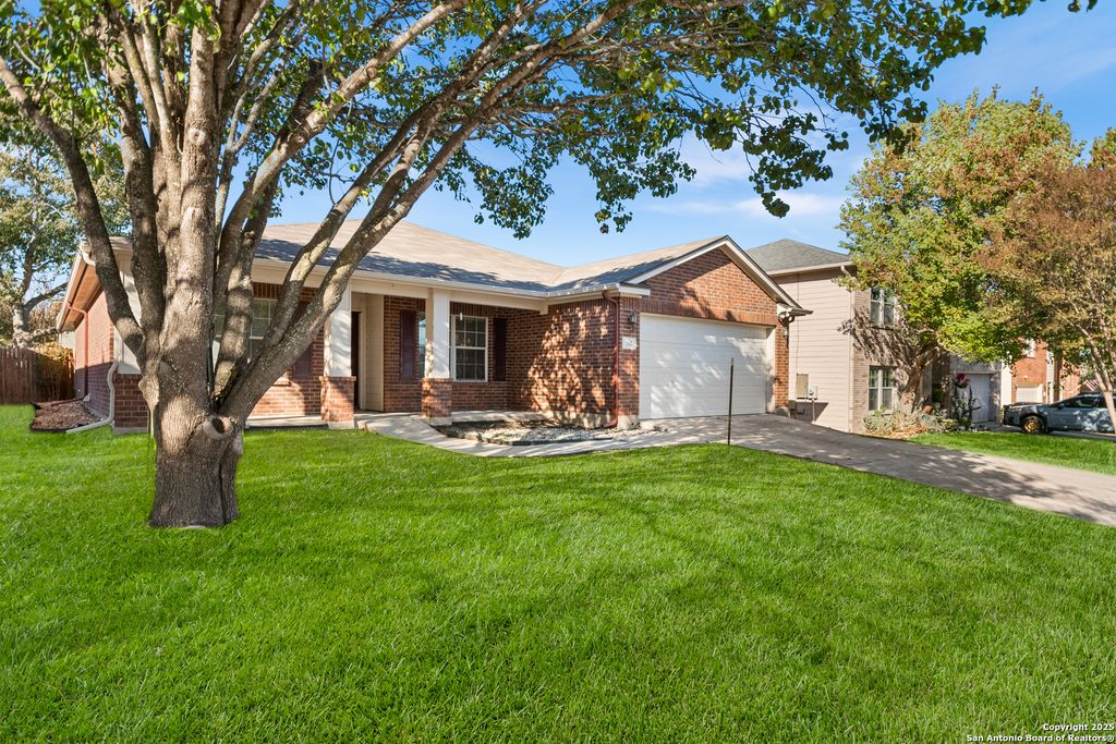 Photo of 132 Hidden Cave, Cibolo, TX 78108 (MLS # 1927781)