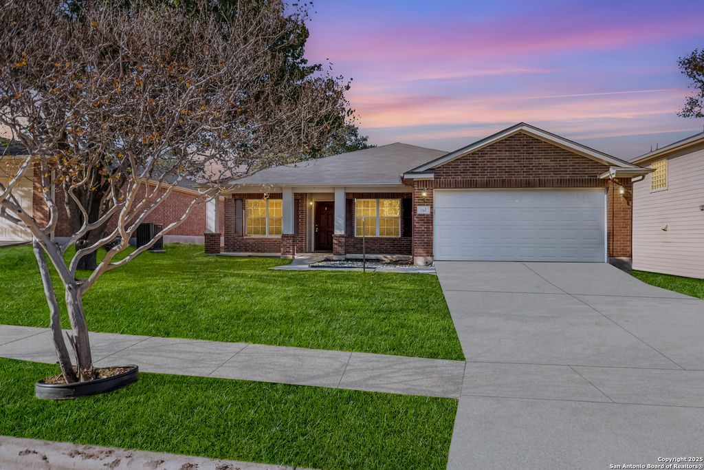 Photo of 132 Hidden Cave, Cibolo, TX 78108 (MLS # 1927781)