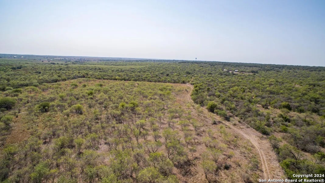 1400 Private Road 4620