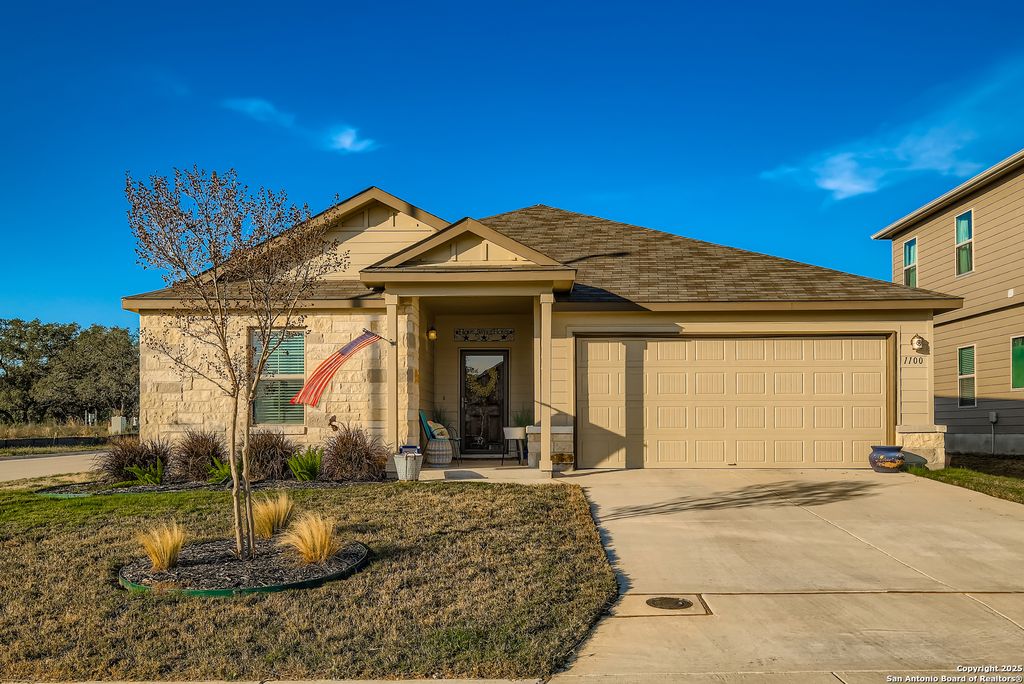 Photo of 1100 River Wood, Seguin, TX 78155 (MLS # 1926374)