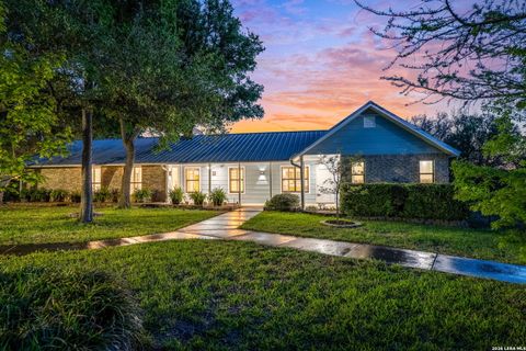 102 Adams Way Canyon Lake TX 78133