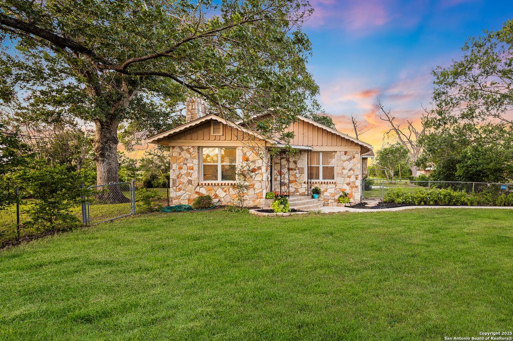 Photo of 2803 Haeckerville, Cibolo, TX 78108 (MLS # 1877543)