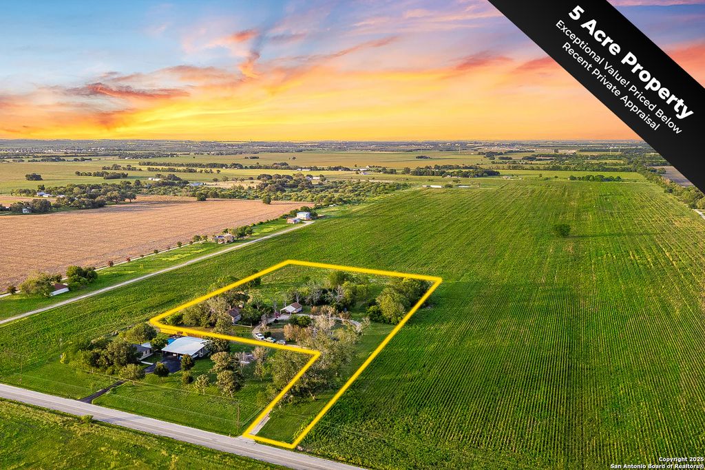 Photo of 2803 Haeckerville, Cibolo, TX 78108 (MLS # 1877543)