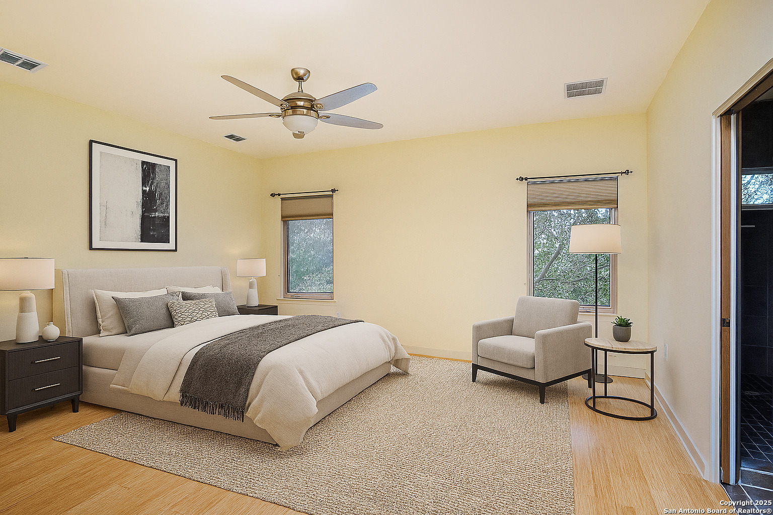 1506 W Mistletoe