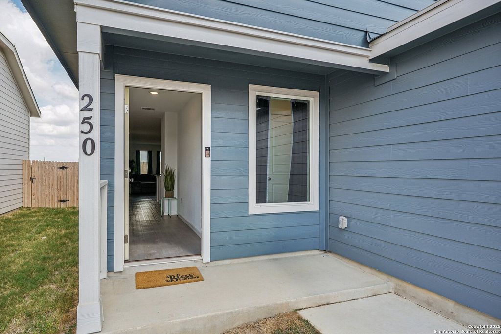 Photo of 250 Tahoe, New Braunfels, TX 78130 (MLS # 1918008)