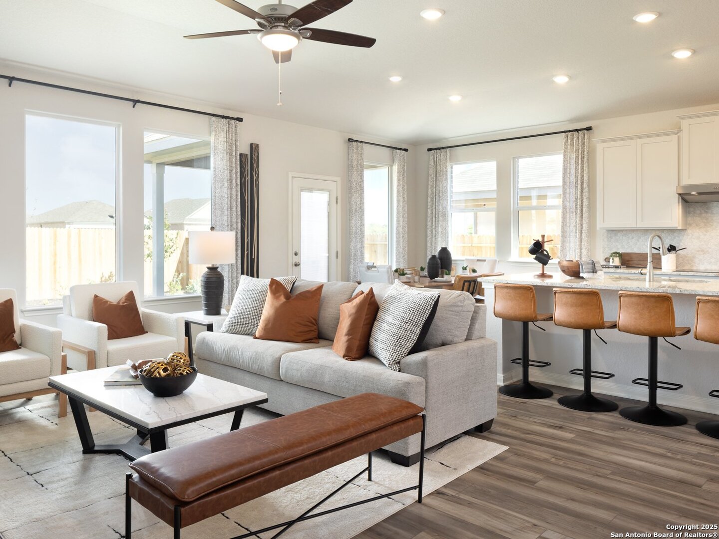 11471 Feather Vale