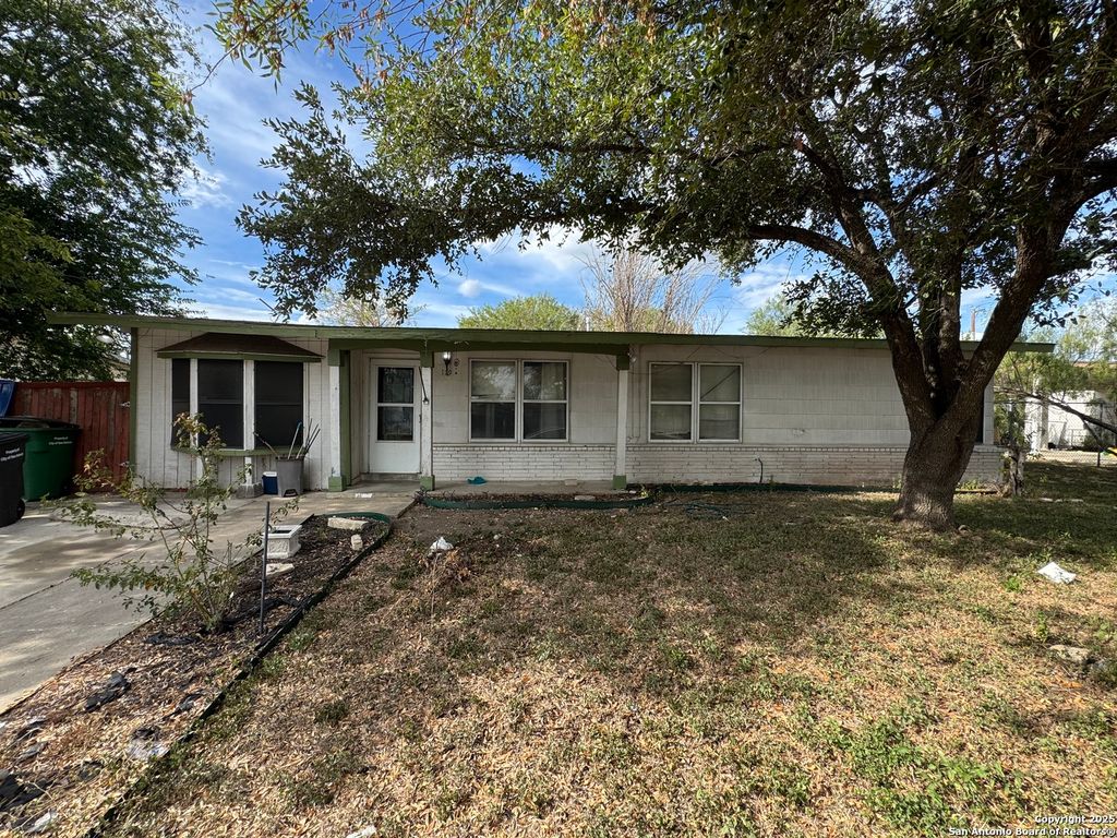 Photo of 179 Ebbtide, San Antonio, TX 78227 (MLS # 1914273)
