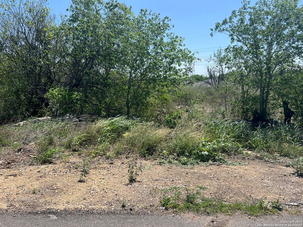 Photo of 710 Hampton, San Antonio, TX 78220 (MLS # 1857018)