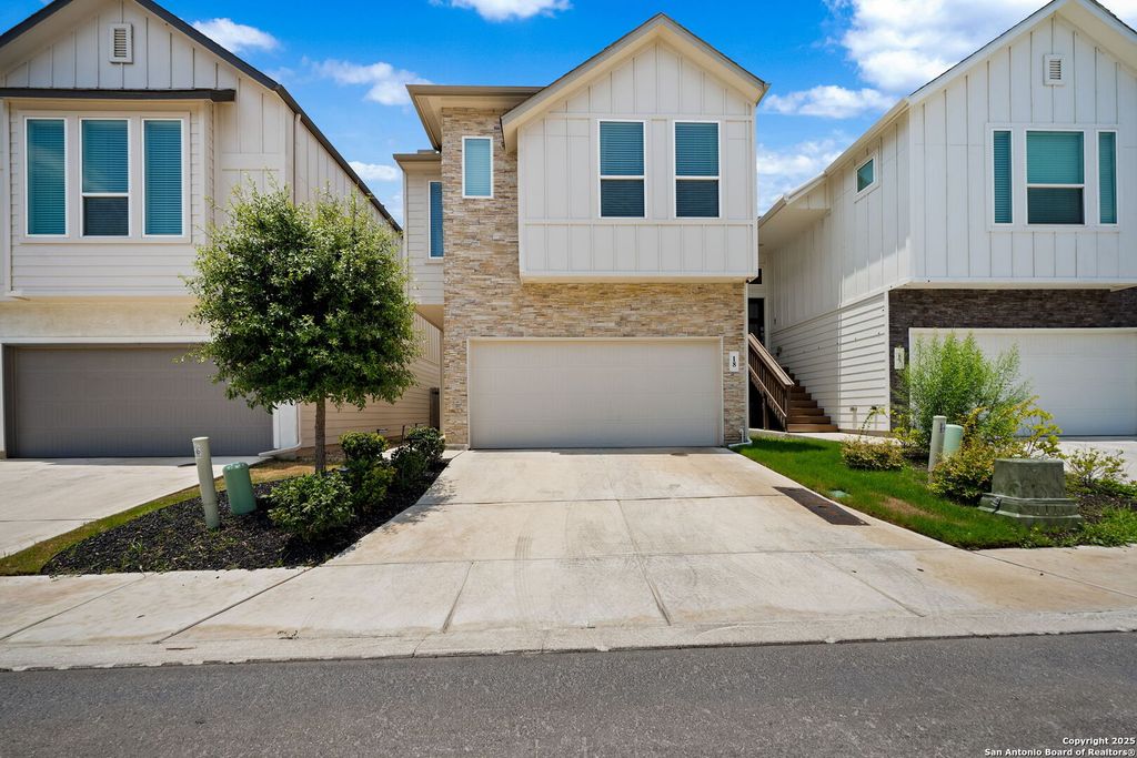 Photo of 8851 Oakland Rd 18 #18, San Antonio, TX 78240 (MLS # 1929962)