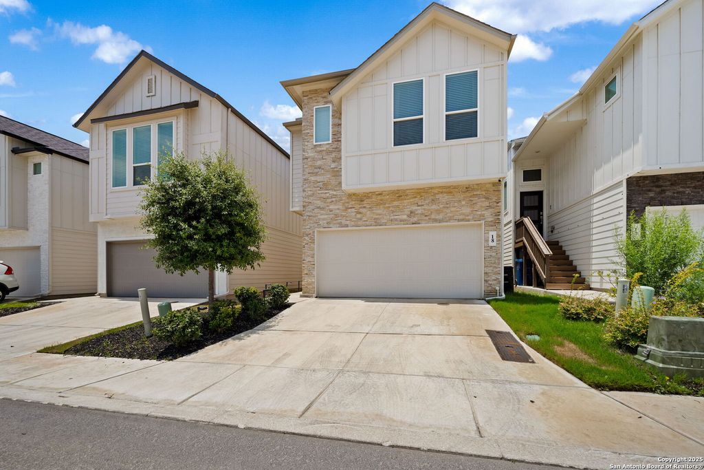 Photo of 8851 Oakland Rd 18 #18, San Antonio, TX 78240 (MLS # 1929962)