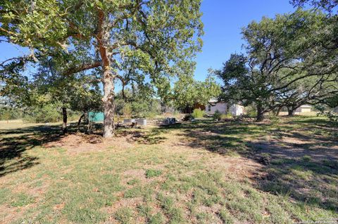 A home in Blanco