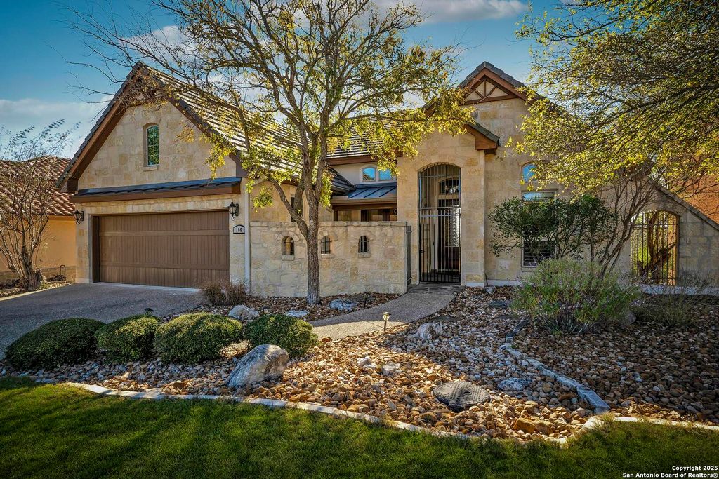 Photo of 106 Hannah Ln, Boerne, TX 78006 (MLS # 1928272)