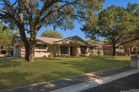 Photo of 101 Patrick Henry, Schertz, TX 78154 (MLS # 1915823)