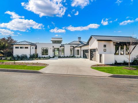 30 Paseo Rioja San Antonio TX 78257