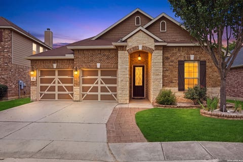 Photo of 7914 Emmeline Dr, Boerne, TX 78015 (MLS # 2001168)
