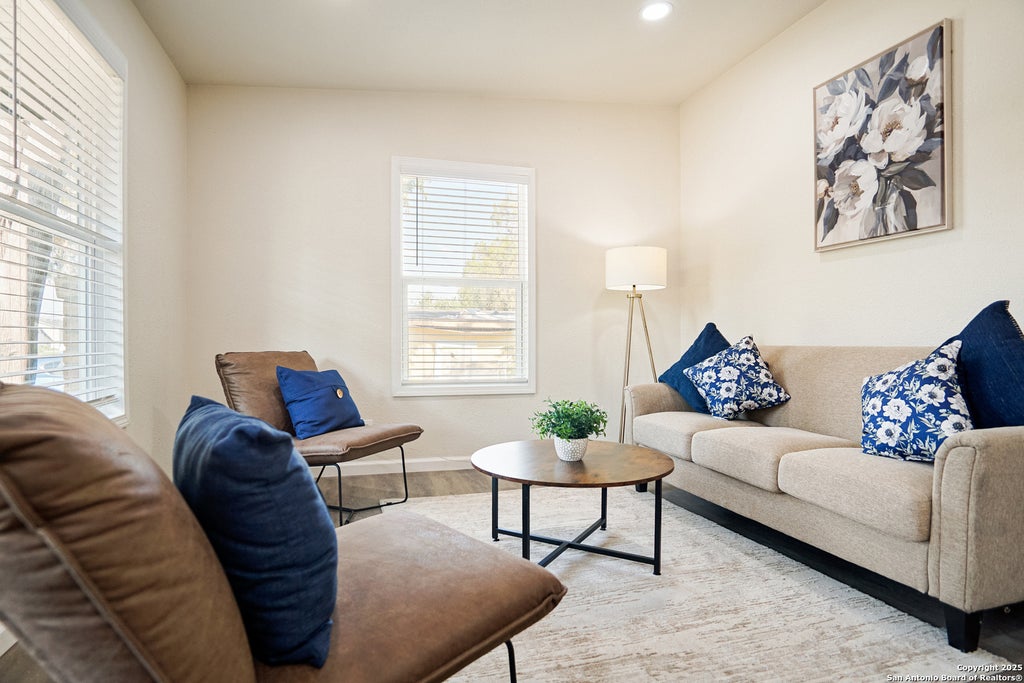 Photo of 462 Springwood Ln, San Antonio, TX 78216 (MLS # 2023761)