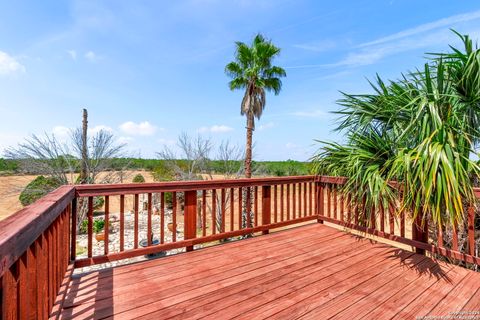 A home in Floresville