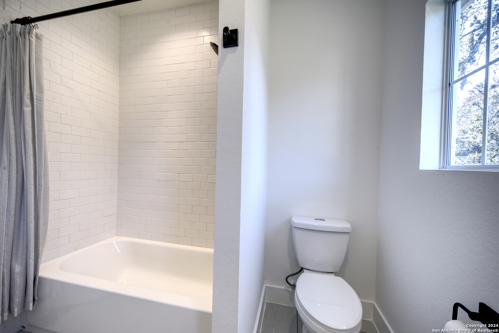 Canyon Lake, Texas 78133, United States, 3 Bedrooms Bedrooms, ,3 BathroomsBathrooms,Residential,Active,23584