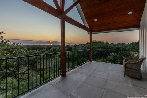 A home in Canyon Lake