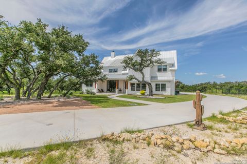 A home in Canyon Lake