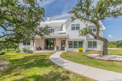 A home in Canyon Lake