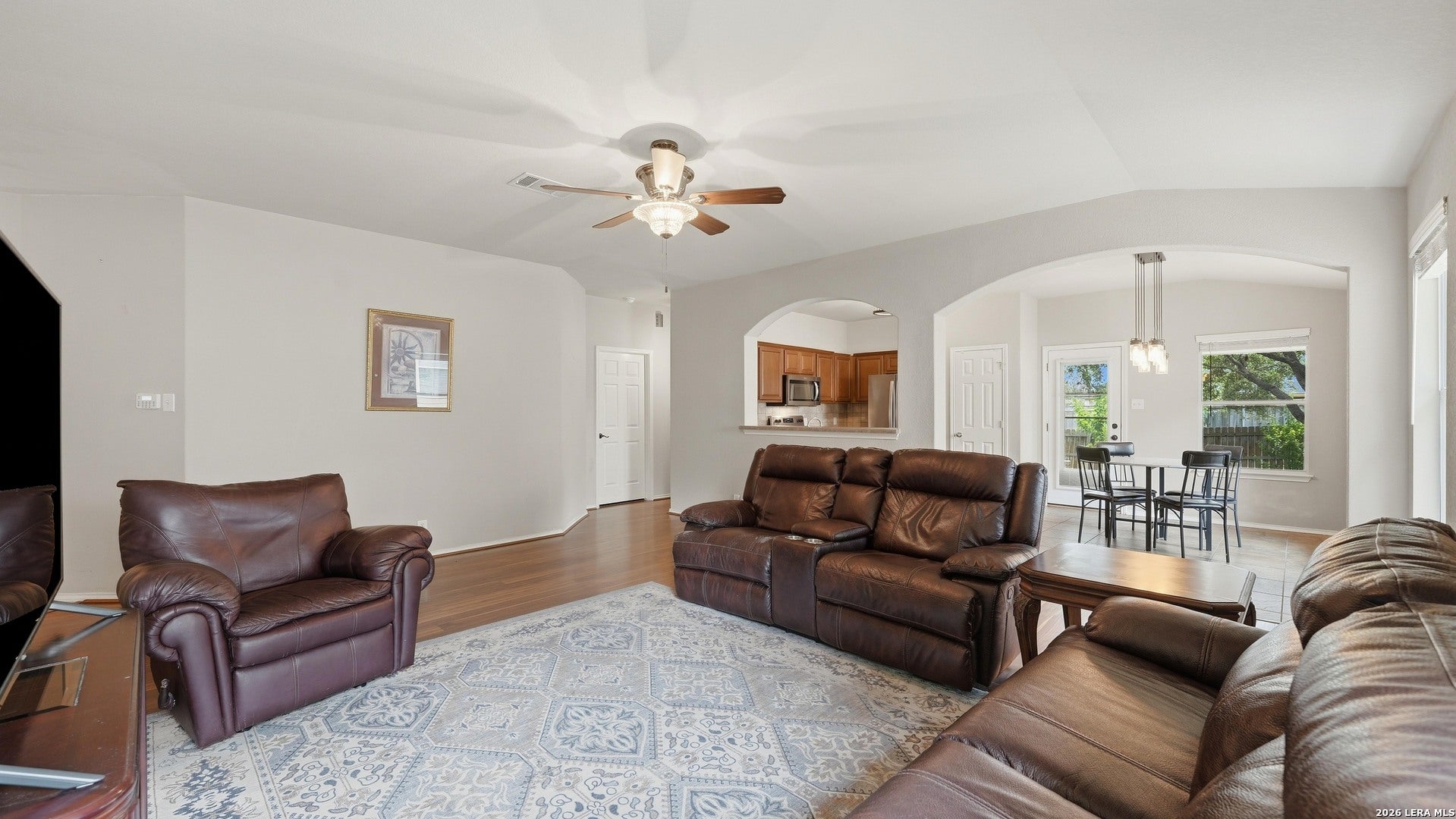 2442 FAYETTE DR