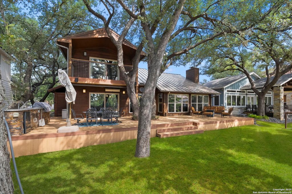 Photo of 450 Pecan Creek, Horseshoe Bay, TX 78657 (MLS # 1914480)