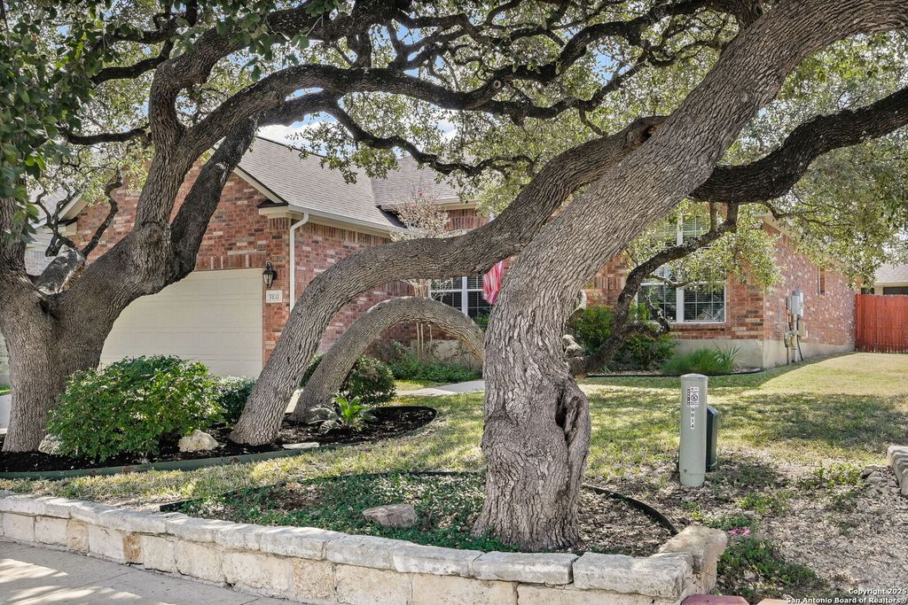 Photo of 9810 Selbourne, San Antonio, TX 78251 (MLS # 1916189)