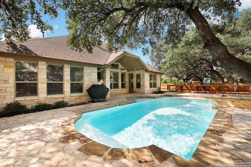 Photo of 9610 Ninas ct, San Antonio, TX 78254 (MLS # 1881175)