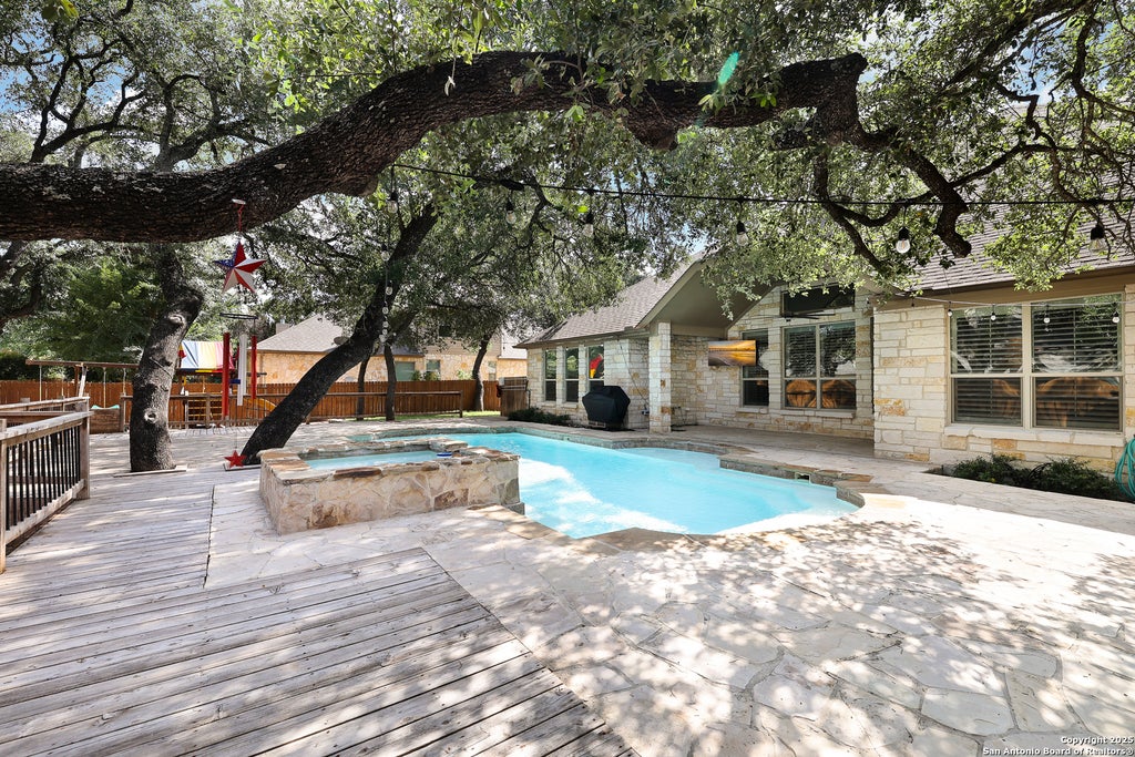 Photo of 9610 Ninas ct, San Antonio, TX 78254 (MLS # 1881175)
