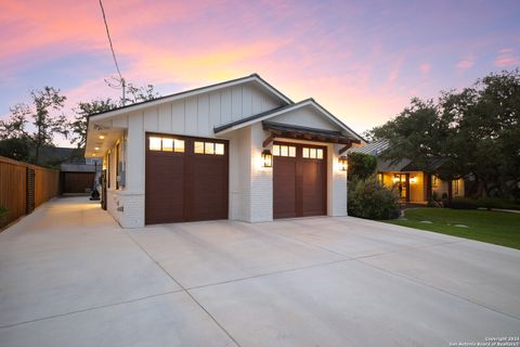 A home in Hollywood Park