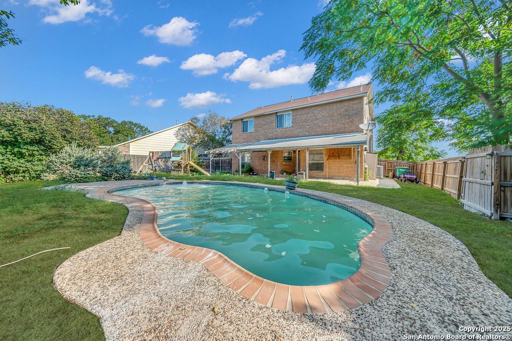 Photo of 8103 Heritage Park, San Antonio, TX 78240 (MLS # 1933813)