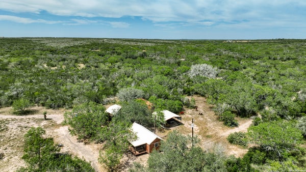128 SALYER RD, GEORGE WEST, TX 78022 - Image 166aa34a41fee5d1c464dae37a34cd54/796585833