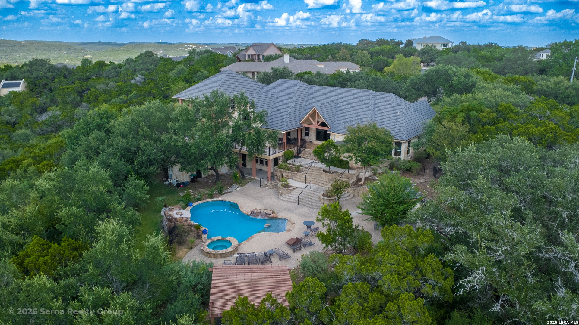 15619 Gray Oak