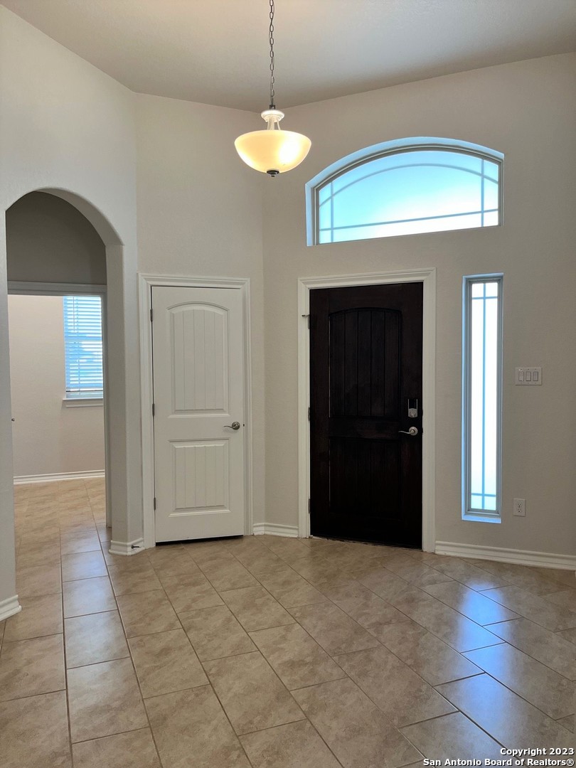 Converse, Texas 78109, United States, 3 Bedrooms Bedrooms, ,2 BathroomsBathrooms,Residential,Active,215381