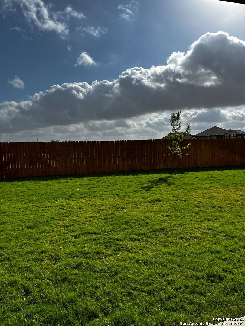 Converse, Texas 78109, United States, 3 Bedrooms Bedrooms, ,2 BathroomsBathrooms,Residential,Active,215381