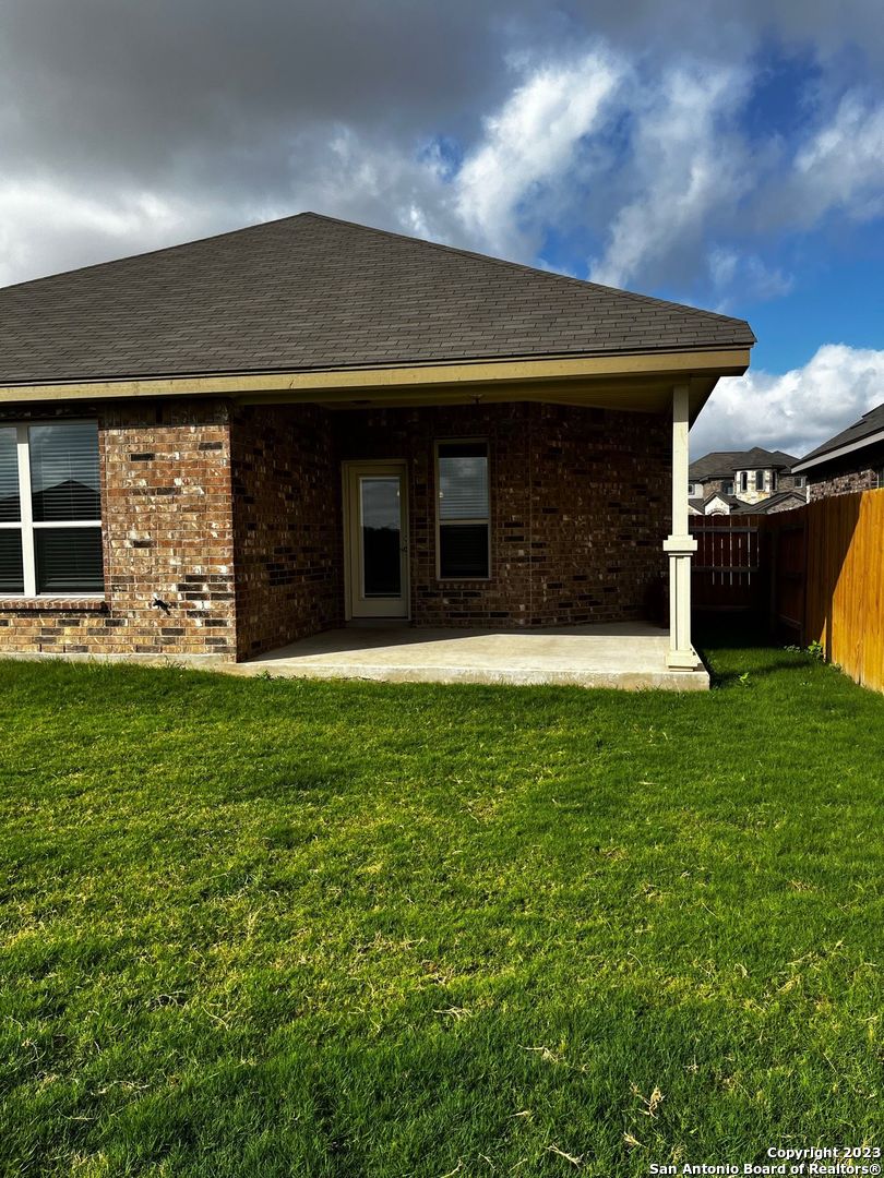 Converse, Texas 78109, United States, 3 Bedrooms Bedrooms, ,2 BathroomsBathrooms,Residential,Active,215381